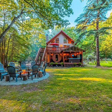 Poconos Ski Retreat With Sauna, Hot Tub, And Game Room Lake Harmony Kültér fotó