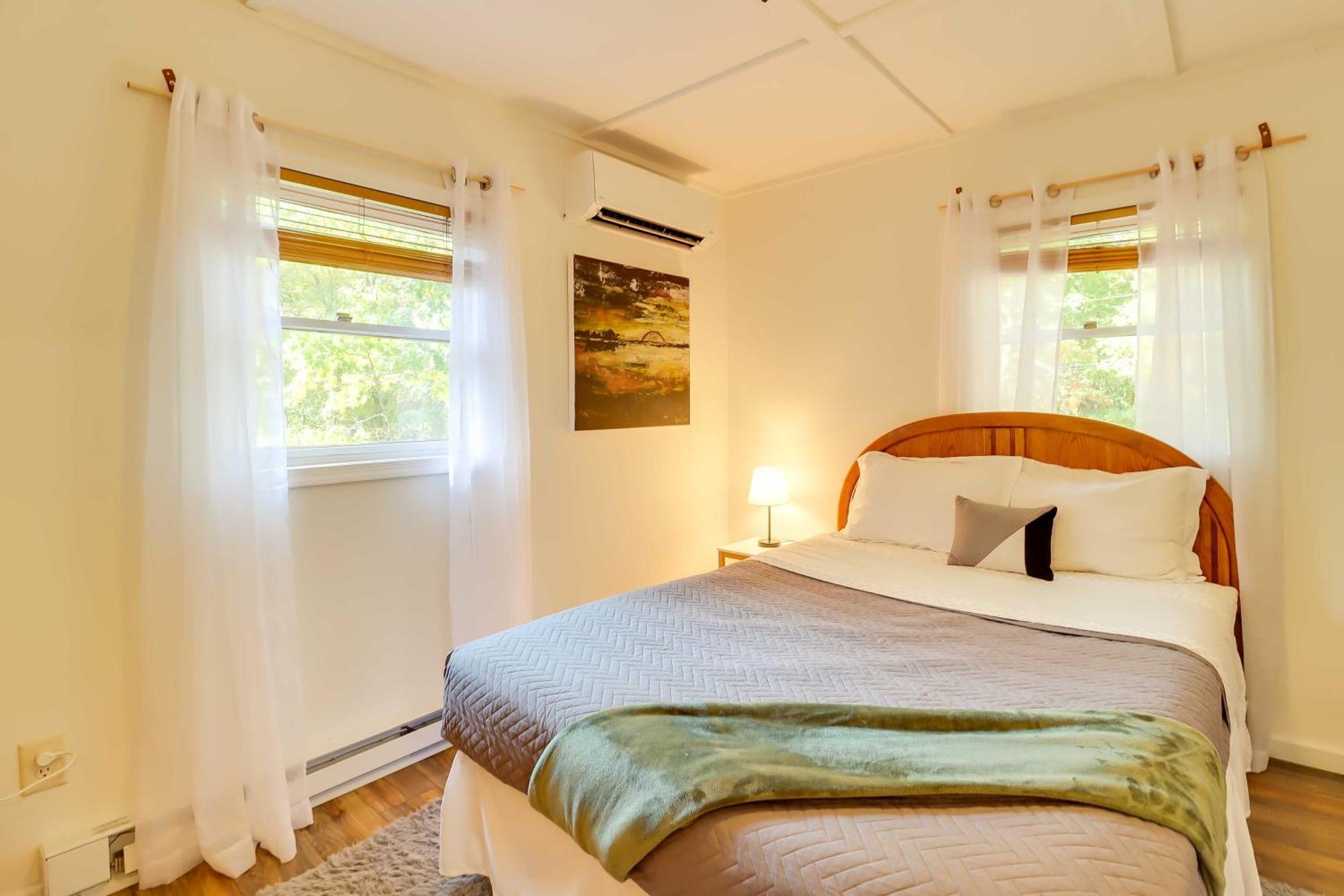 Poconos Ski Retreat With Sauna, Hot Tub, And Game Room Lake Harmony Kültér fotó